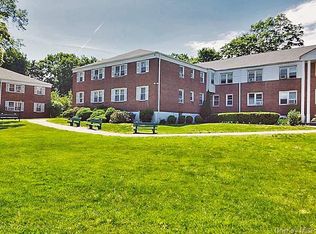 8 South Rd APT 1D, Harrison, NY 10528