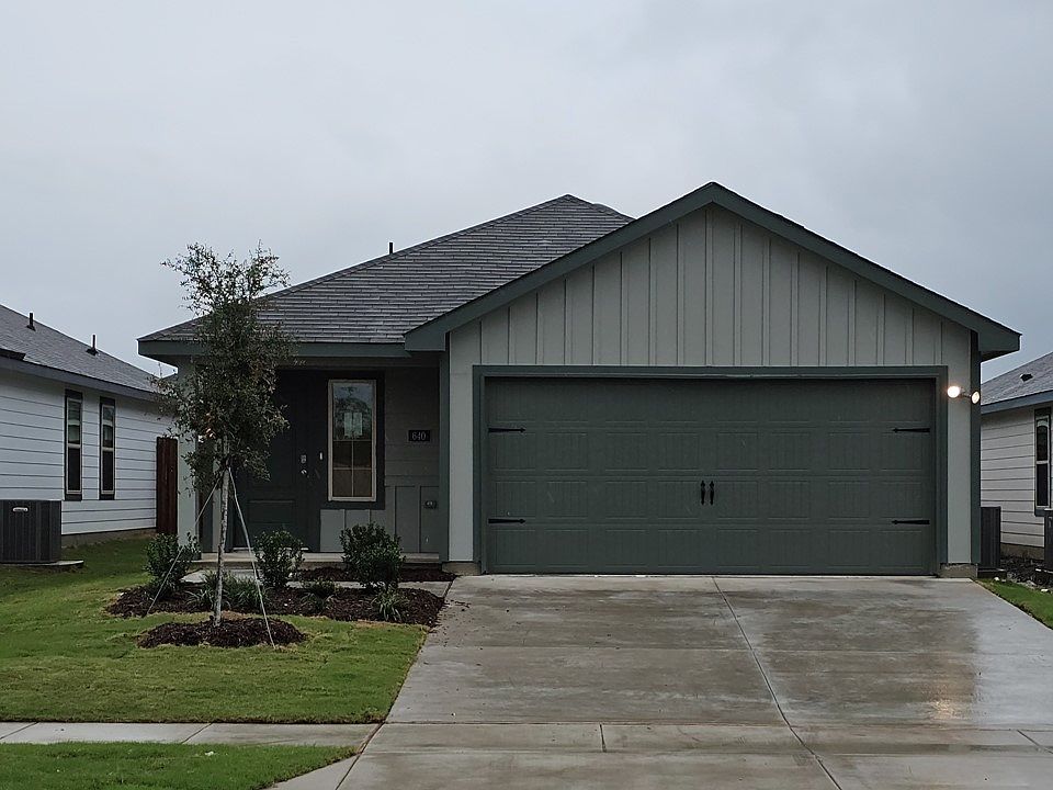 1st image of 640 Cherry Bark Dr