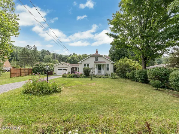 2552 New Scotland Road, Voorheesville, NY 12186