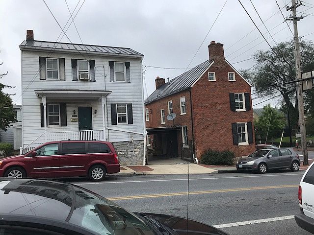 1st image of 104 W Cork St