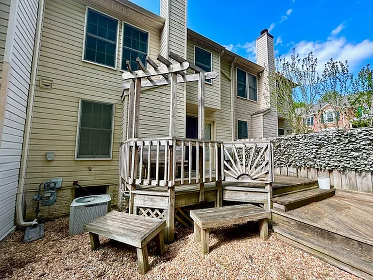 7503 Westmore Dr — Photo 37
