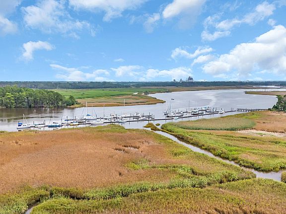 2nd image of 255 Madison Dr