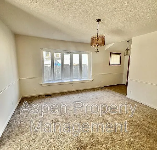 1313 Division St #1315 — Photo 5