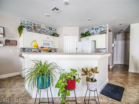 5th image of 3213 Orange Orchid Pl Unit 3