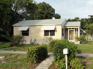 1126 61st St S, Gulfport, FL 33707