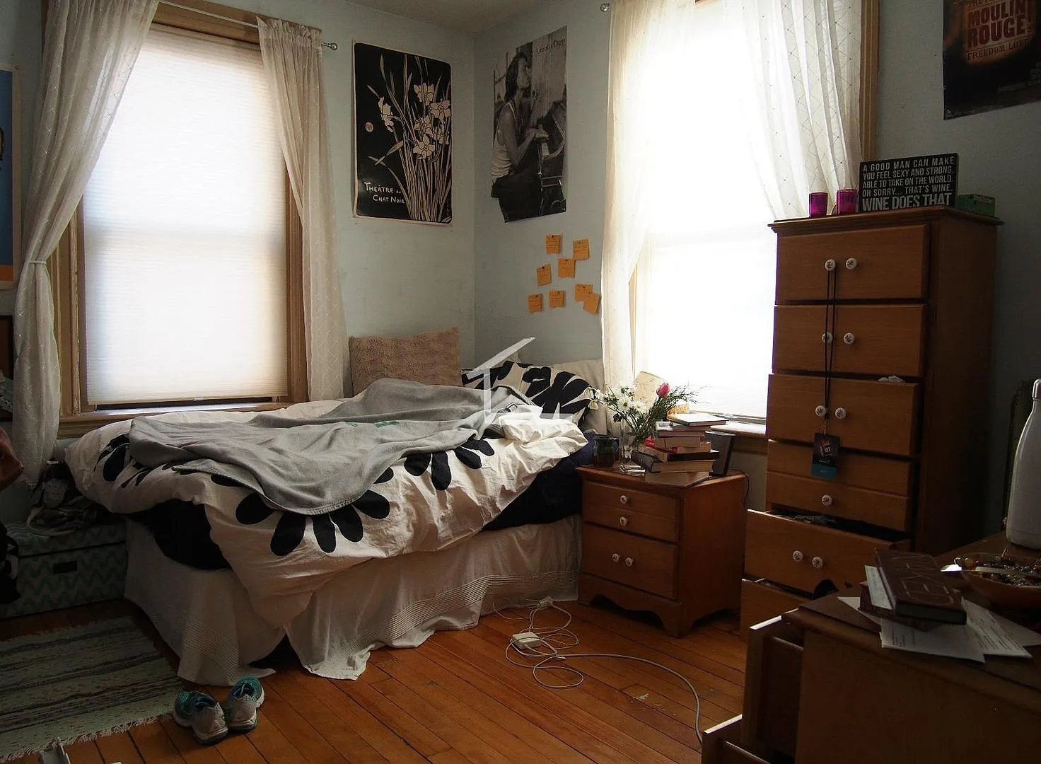 Nice 4 bed next to the green line in Allston — Photo 4