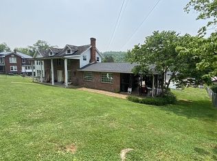 74 Church St, Castlewood, VA 24224