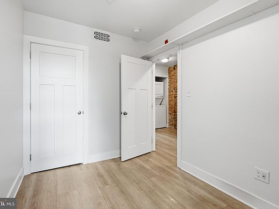 5th image of 651 N 33rd St #3