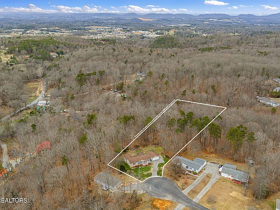 3rd image of 7501 Hunters Ridge Way