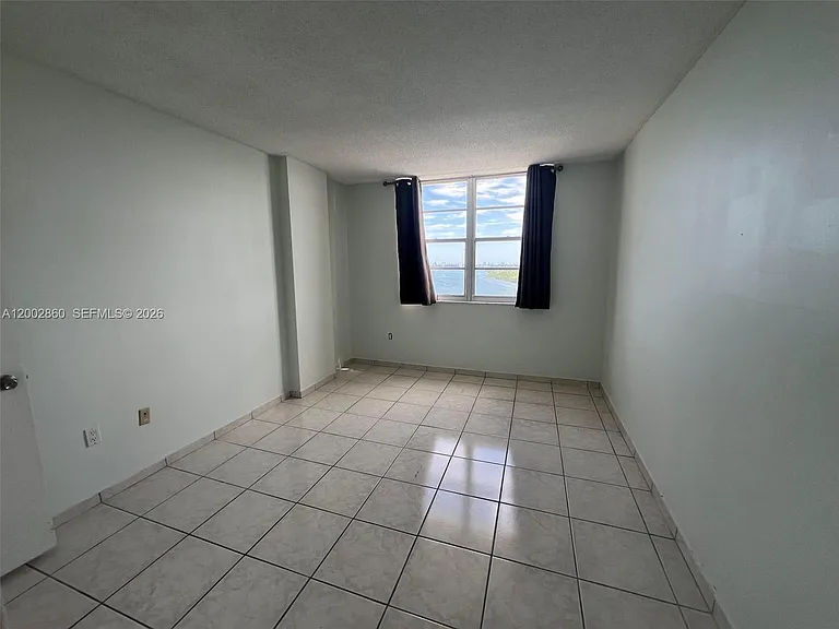 300 Bayview Dr #1410 — Photo 11