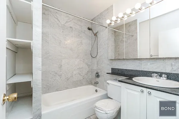 Rented by Bond New York | media 12