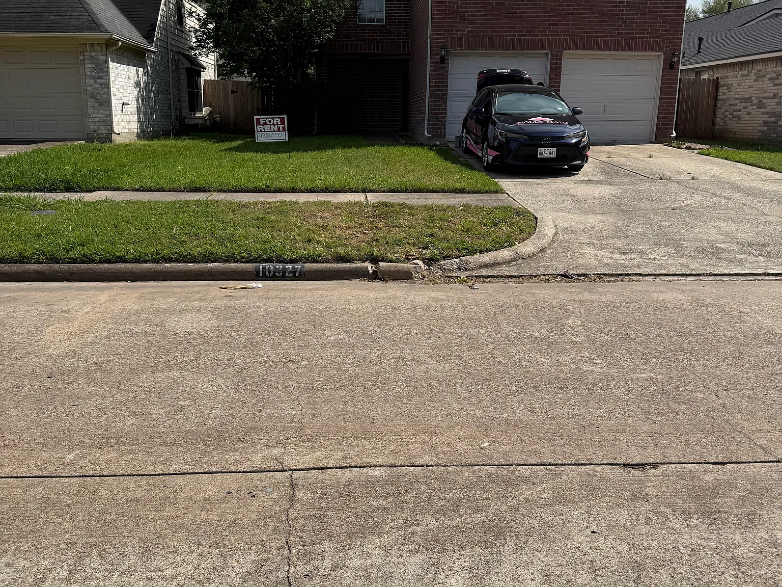 4 bed, 2387 sqft, $2,200 — Photo 1