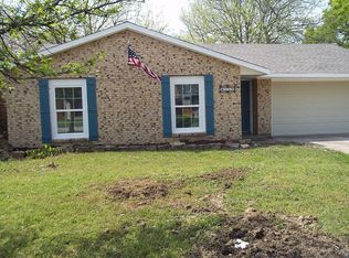 719 N Ray St, Alvarado, TX 76009