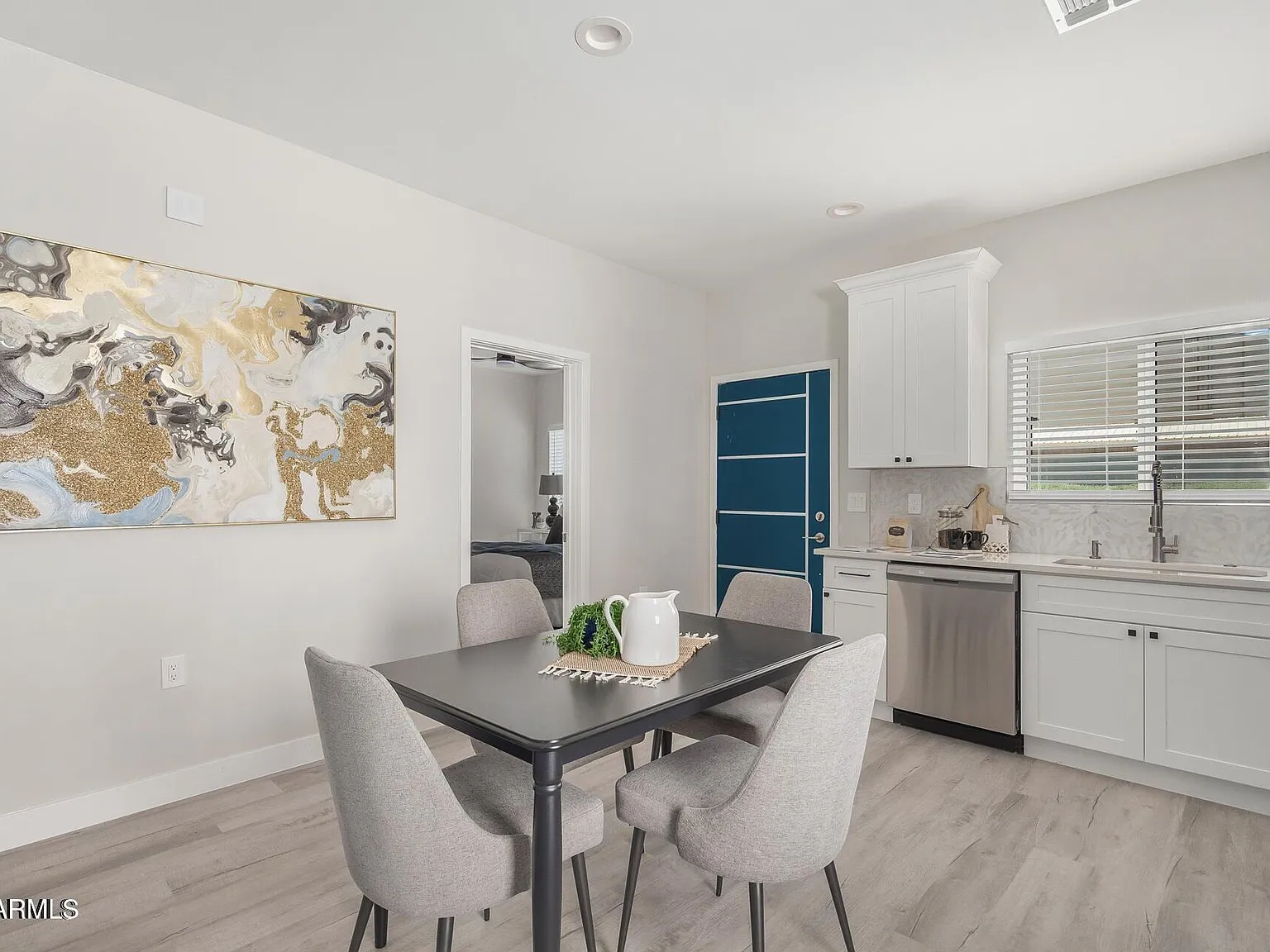 2 bed, 1.0 bath, 928 sqft, $1,600 — Photo 4