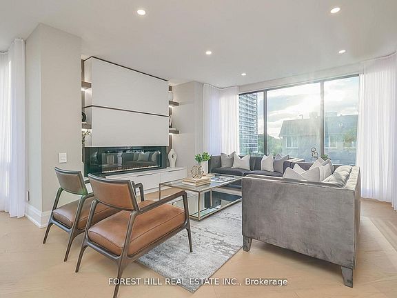 4th image of 342 Spadina Rd #301