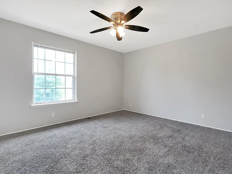 12050 Morningside Dr — Photo 4