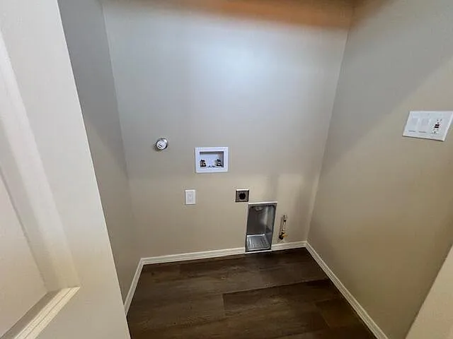 418 N Lala St — Photo 15