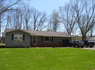 8 N Terrace Dr, Russell, PA 16345