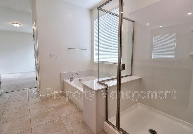 5122 Mossy Stone Way — Photo 57