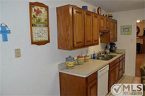 5th image of 529 Bluebonnet Ct