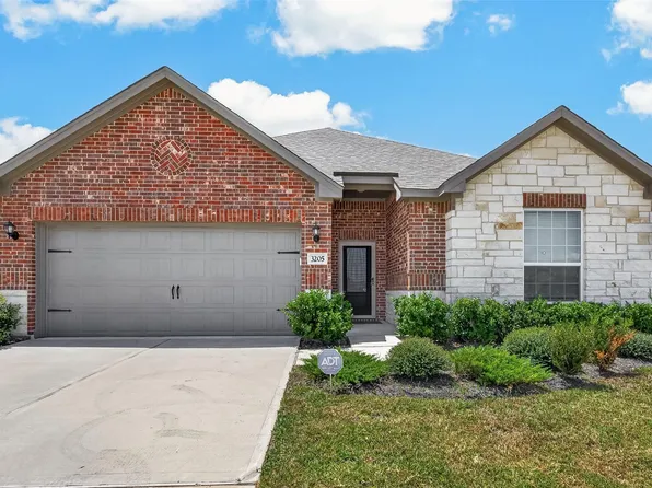 3205 Foresail Ln, Santa Fe, TX 77510