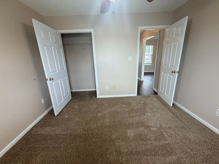 3875 Trotters Ridge Cir — Photo 12