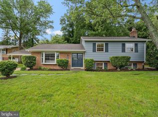 6218 Thornwood Dr, Alexandria, VA 22310