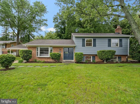6218 Thornwood Dr, Alexandria, VA 22310