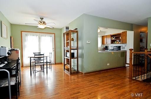 3rd image of 300 N Malibu Dr