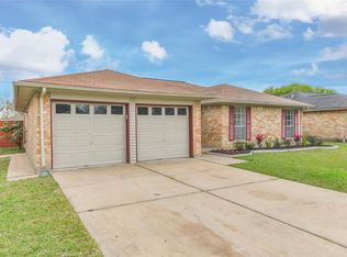 3201 Brookhurst Ln, Deer Park, TX 77536