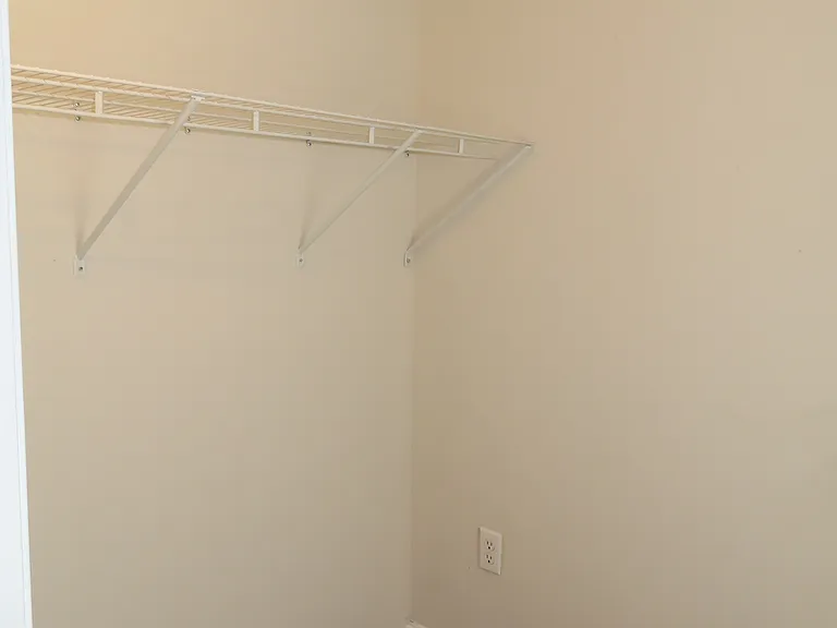1008 Reading Ave — Photo 31