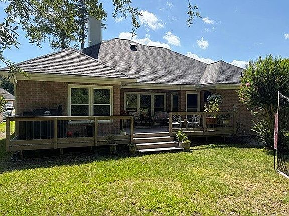 2nd image of 12 Oak Park Pl