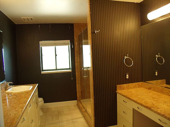 5th image of 108 Odin Dr