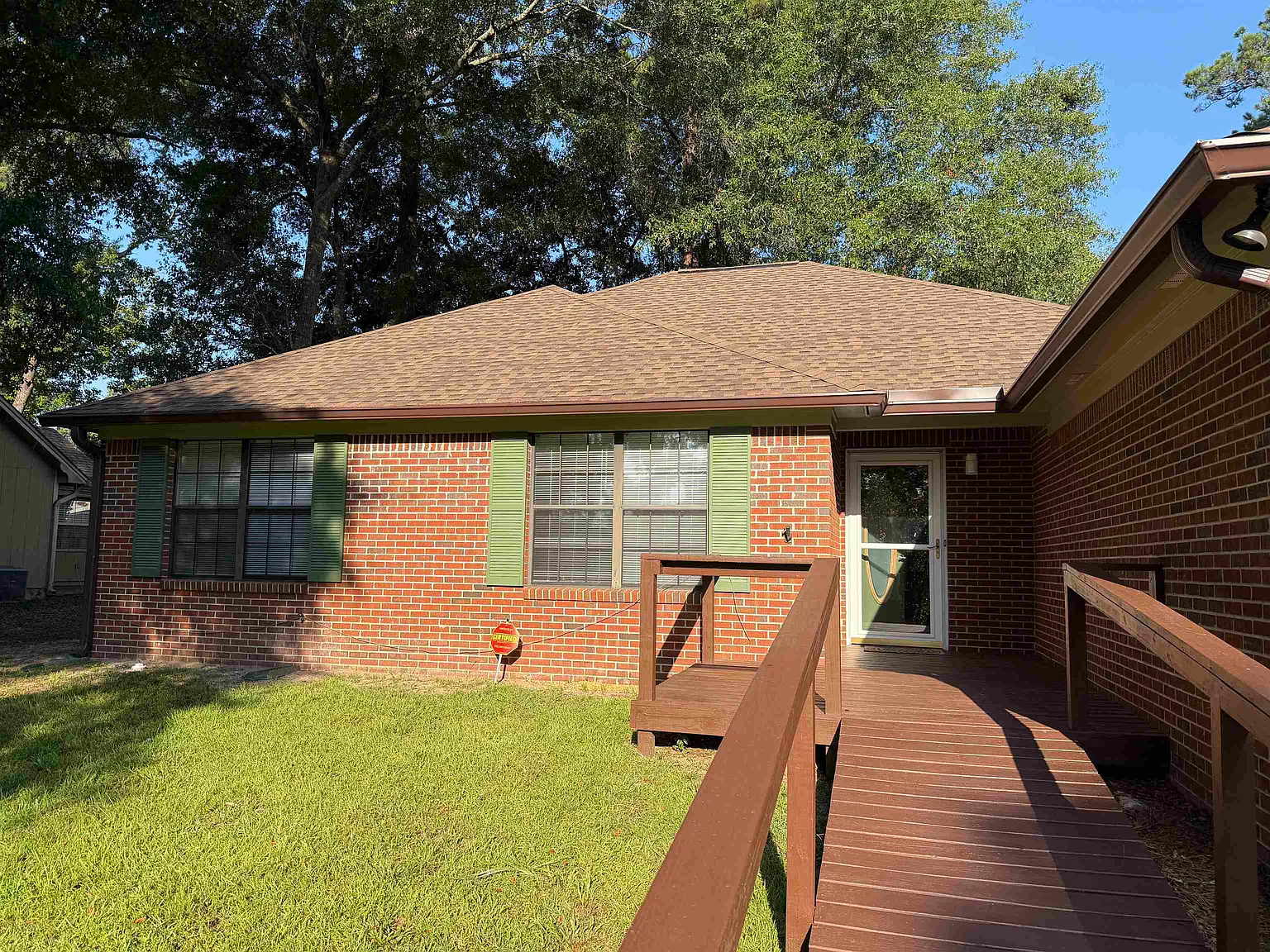 3 bed, 1453 sqft, $2,100 — Photo 4