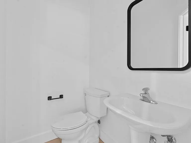 7204 Carver Ave #A — Photo 15
