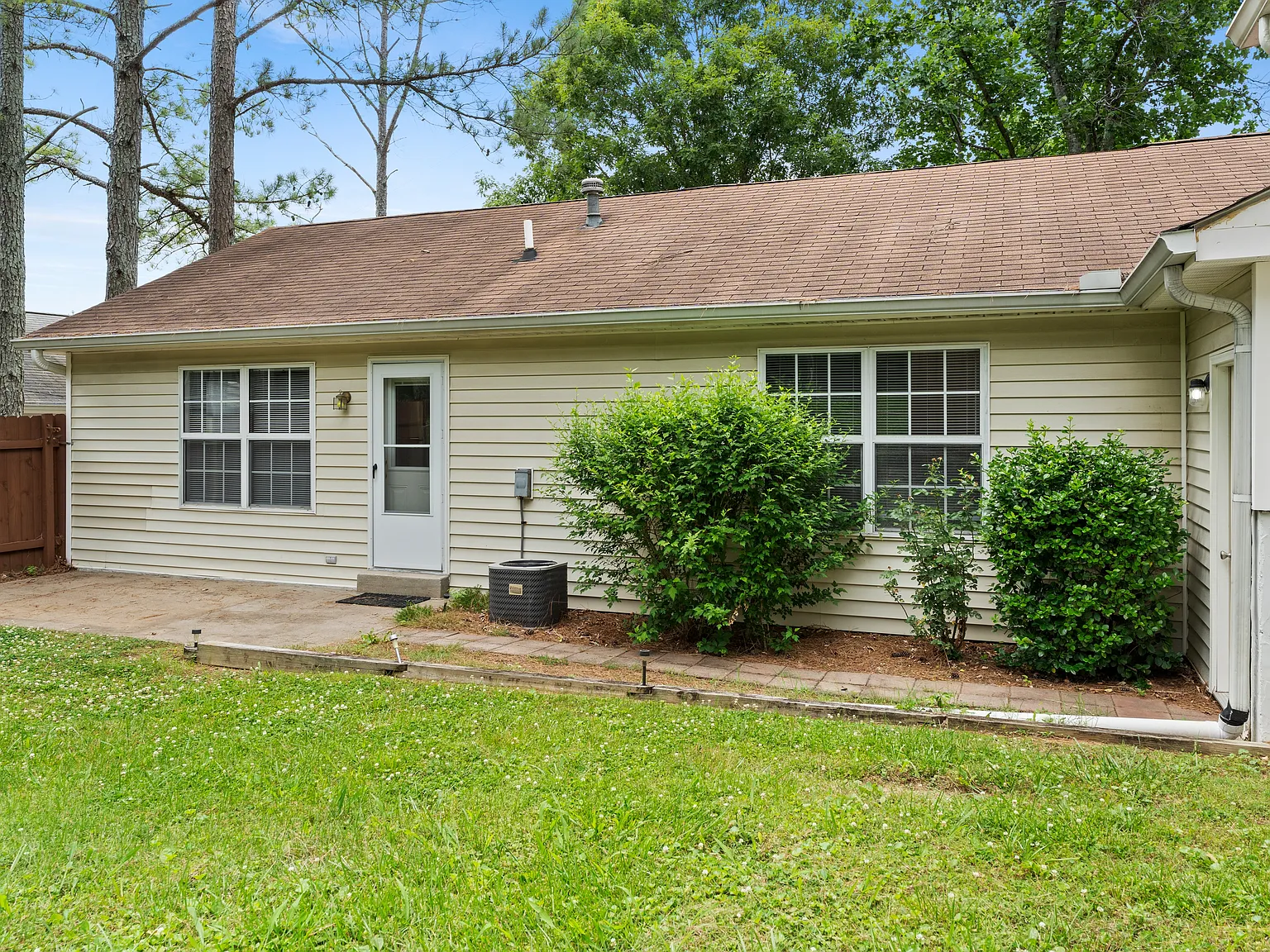 2 bed, 925 sqft, $1,850 — Photo 4