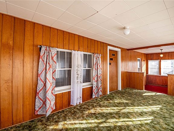 4th image of 580 W Mound Rd