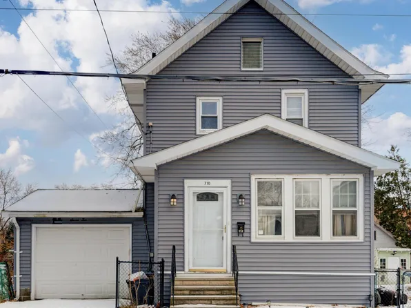710 6th Avenue, Watervliet, NY 12189