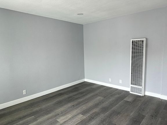 4th image of 422 Almond Ave APT 4
