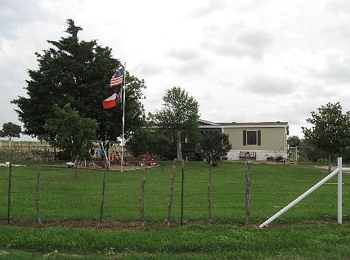 1st image of 1377 County Road 195