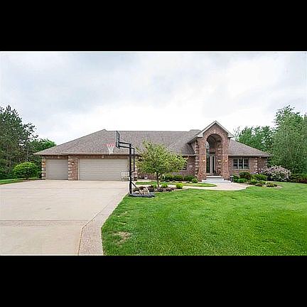 5th image of 855 Rainbow Trout Ct