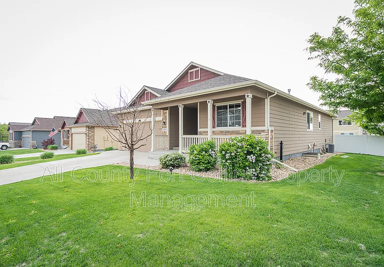 3394 Butternut Ln — Photo 1