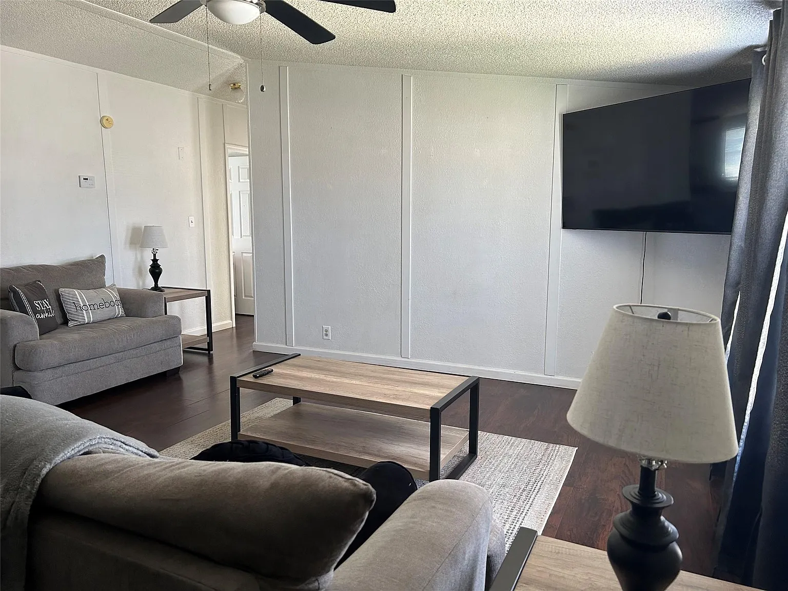 3 bed, 2.0 bath, 1120 sqft, $1,295 — Photo 4