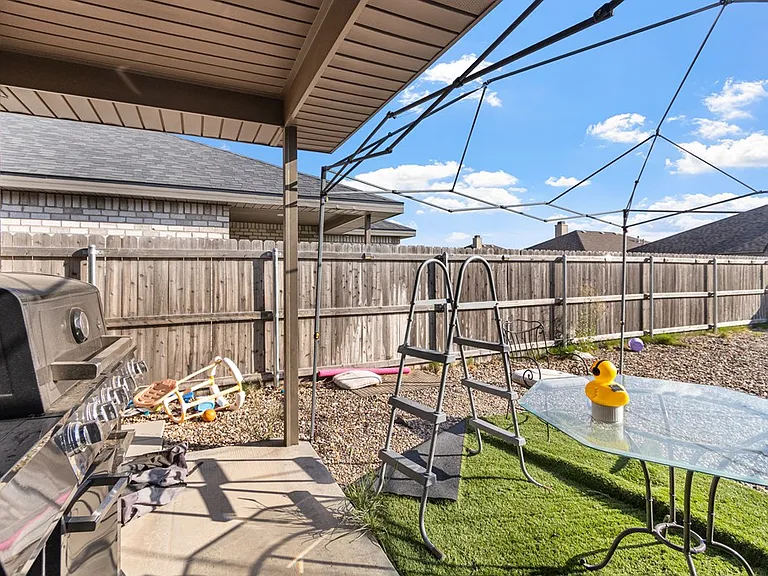 9407 Ratliff Ridge Ave — Photo 25