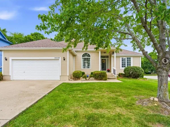 14140 W 146th Ter, Olathe, KS 66062