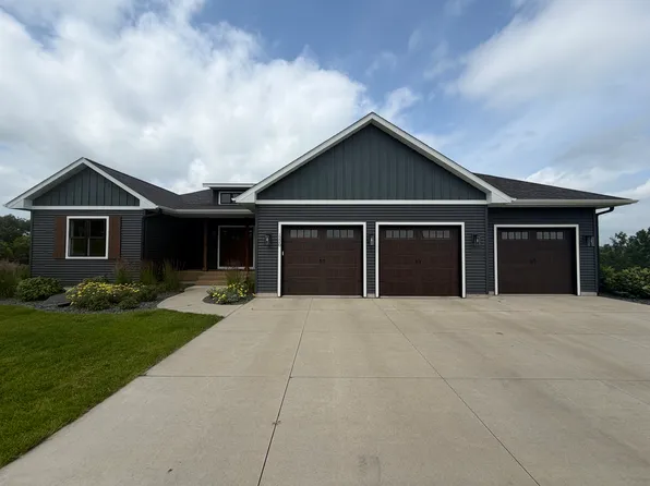 1220 Keegan St, Eau Claire, WI 54703