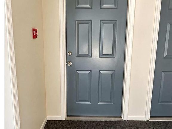 4th image of 23 Laurel Path Ct #23-6
