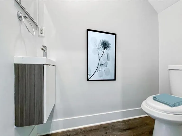 2211 Moore St #2 — Photo 7