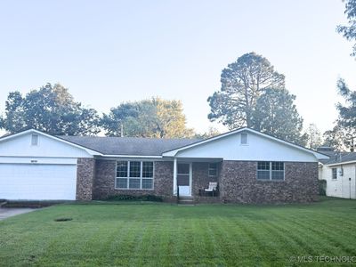 1304 SE 12th St, Wagoner, OK, 74467