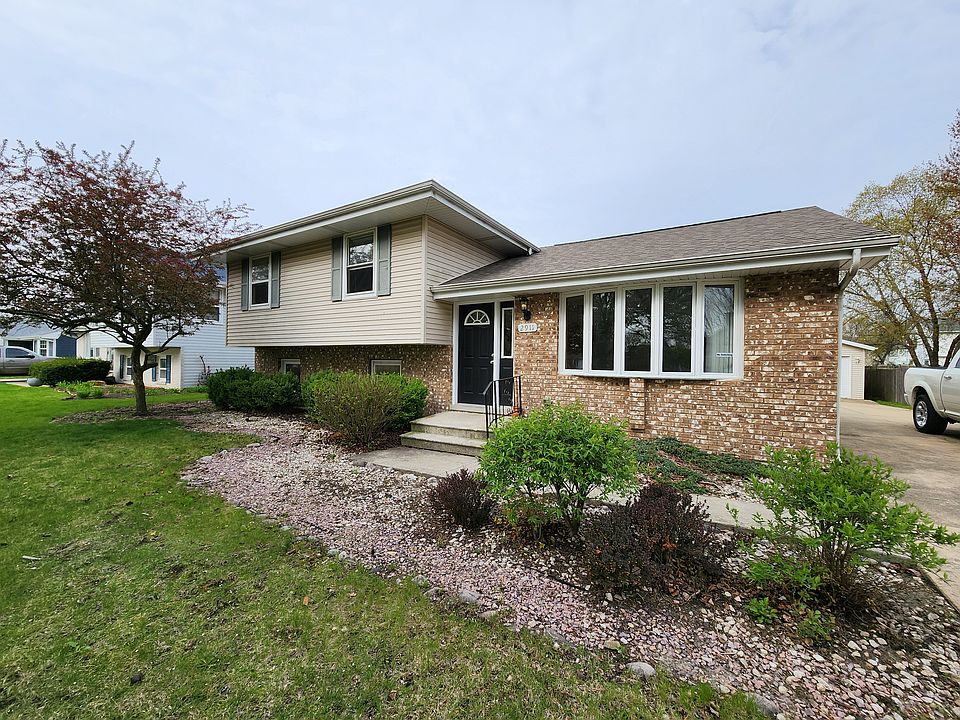 1st image of 2911 Art Schultz Dr